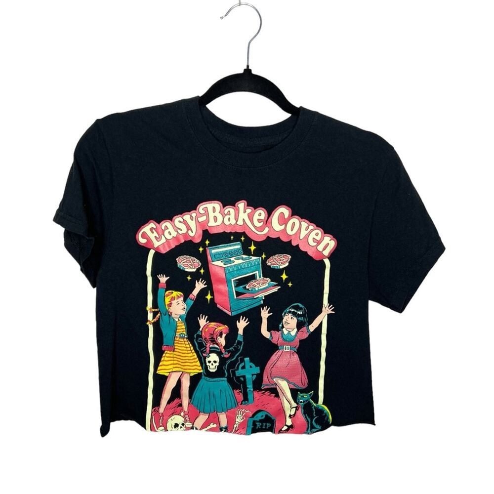 CREEPY CO / easy bake coven dark humor cropped graphic tee / S